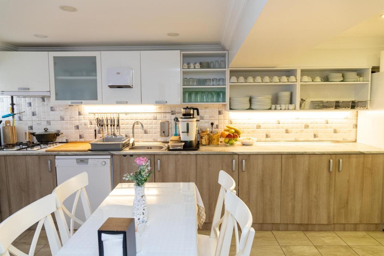 Galley Hotel Стамбул Экстерьер фото
